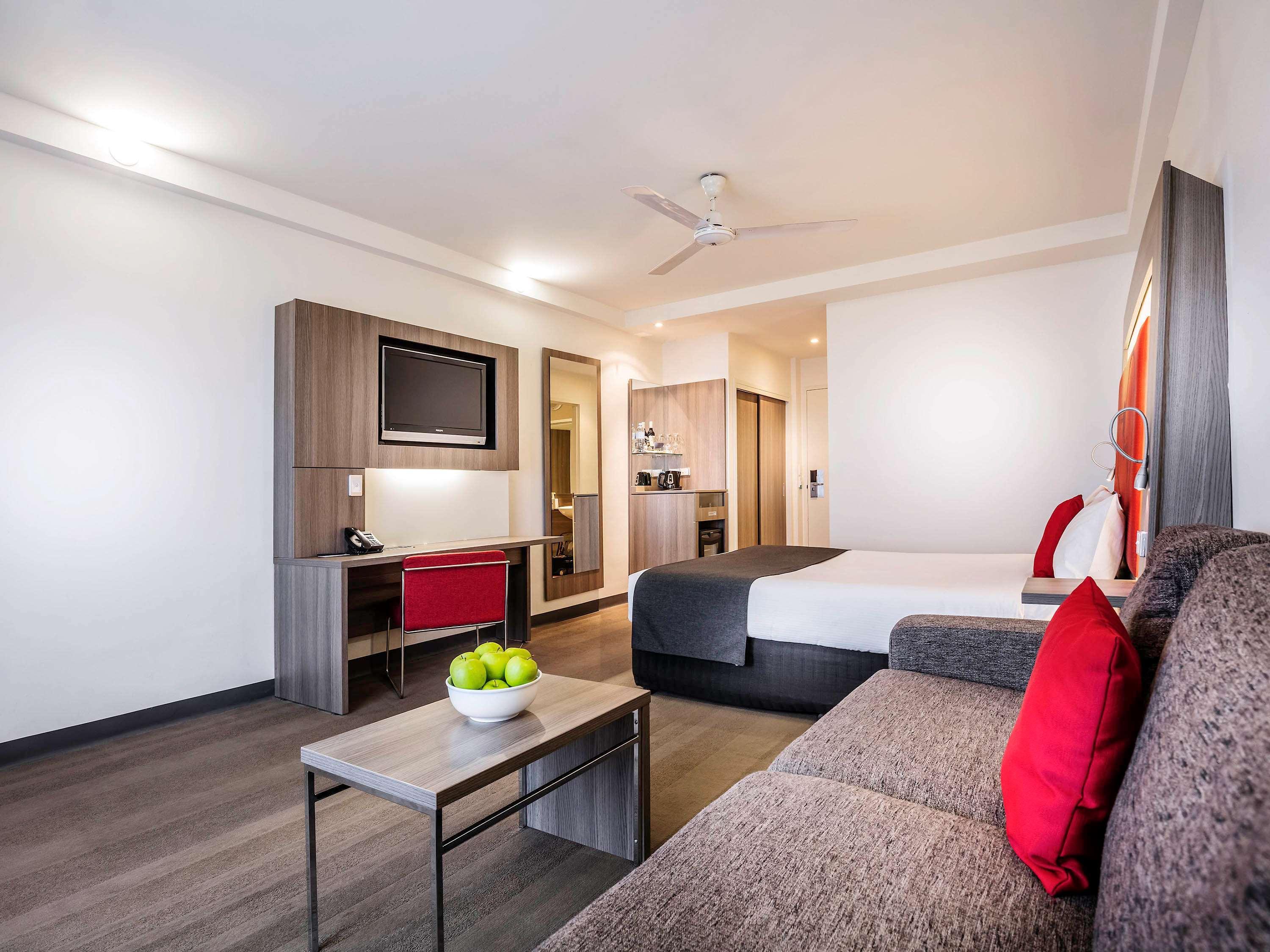 Novotel Cbd 4*